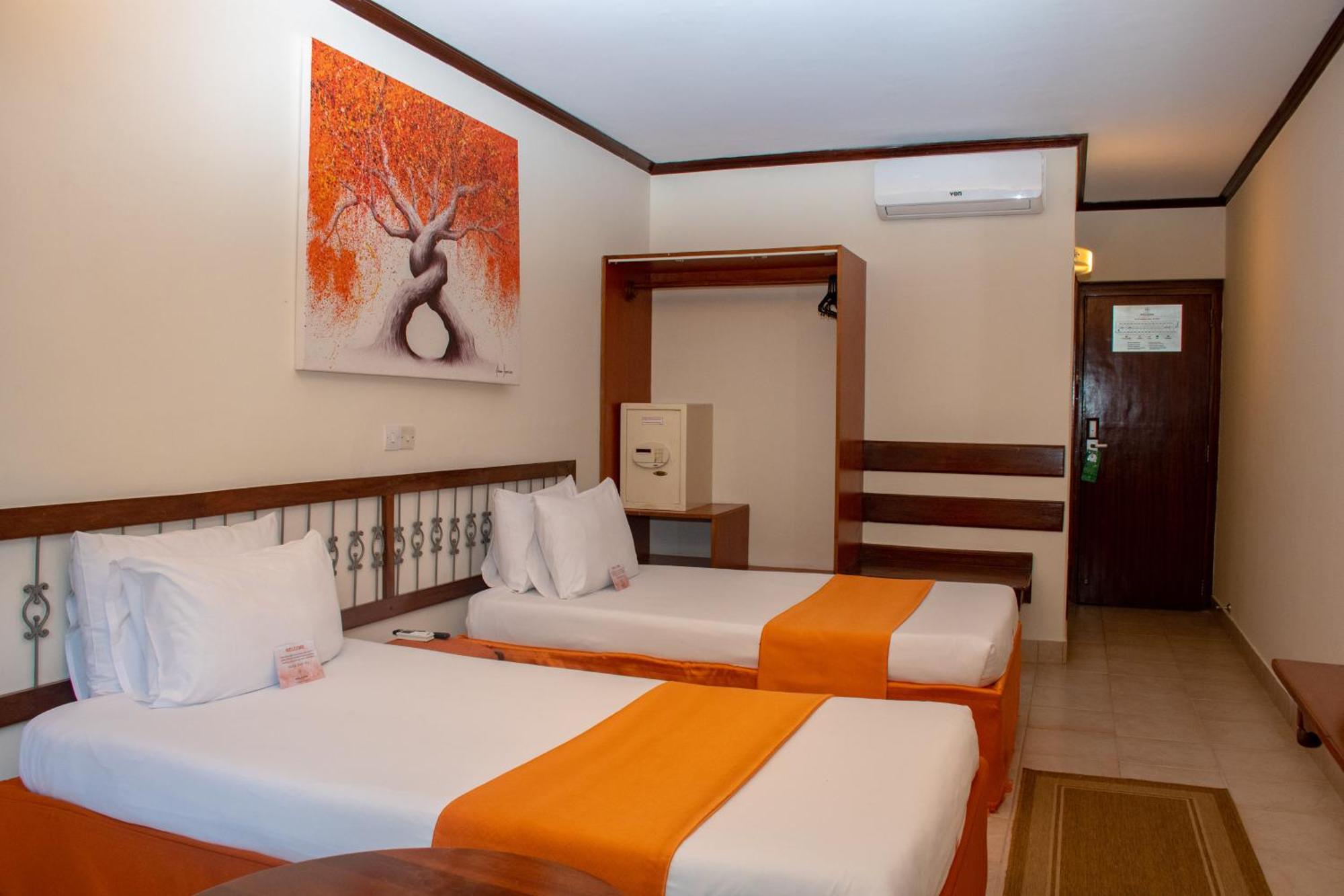 Hotel Boulevard Nairobi, City Centre Cbd Exterior photo